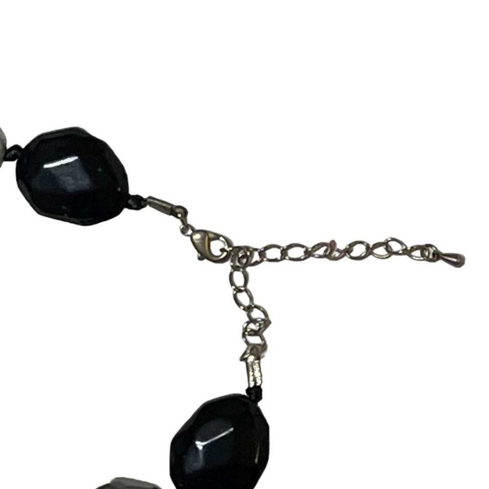 Chunky Pebble Women's Necklace - Picture 2 of 3